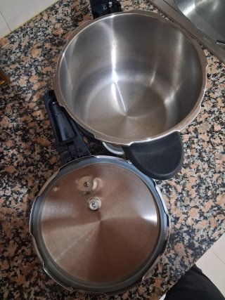 Olla a presión marca BRA Vitesse