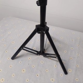 Trípode para proyector 110-210cm