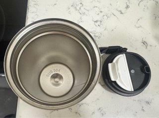 Vaso Térmico MUNHOME Negro y Blanco