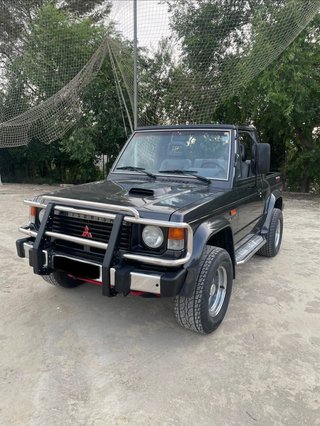 Mitsubishi Pajero cabrio 1990
