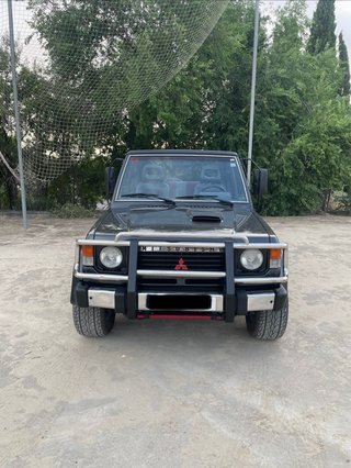 Mitsubishi Pajero cabrio 1990