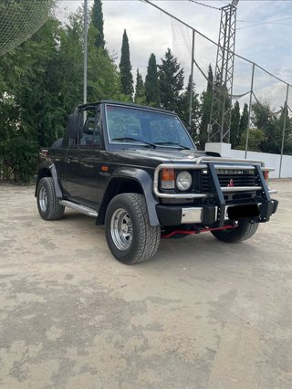 Mitsubishi Pajero cabrio 1990