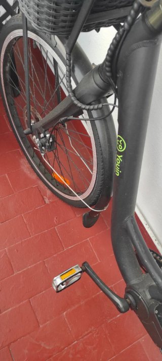 Bicicleta eléctrica unisex con batería nueva