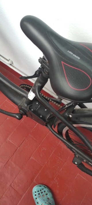 Bicicleta eléctrica unisex con batería nueva