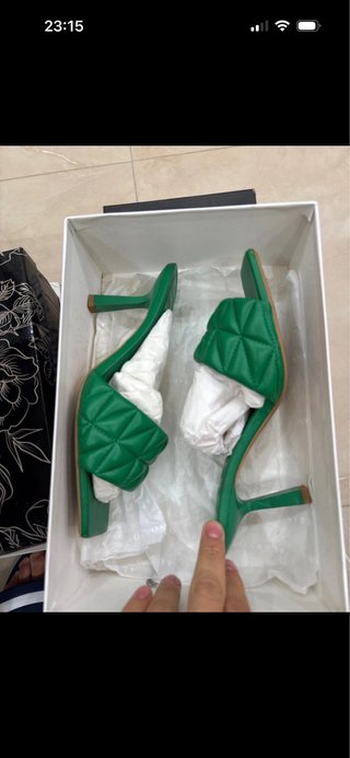Sandali Zara verdi con tacco