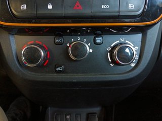 Dacia Spring Comfort Plus Electric 33 kW (45 CV)