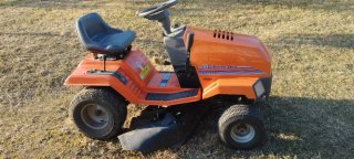 Tractor Cortacésped Husqvarna 13CV