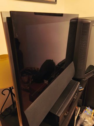 Bang & Olufsen Beovision 6