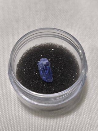 Tanzanita AA azul-violeta