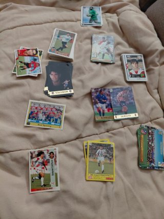 Lote de cromos desde lo 90s. regalo tazos 95/96