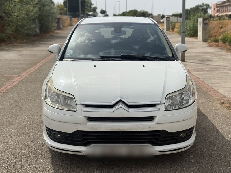 Citroen C4 2009 - foto 1