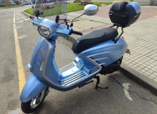Moto Scooter 125 tipo Vespa