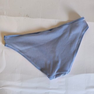 Bikini Hunkemöller Rayas Azul y Blanco