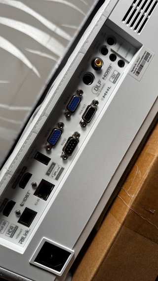 Proyector laser Optoma ZU607T DLP 6500 Lúmenes