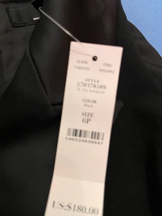 Mono elegante negro