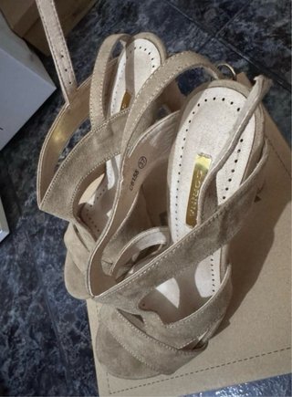 Tacones Sandalia Beige CORINA
