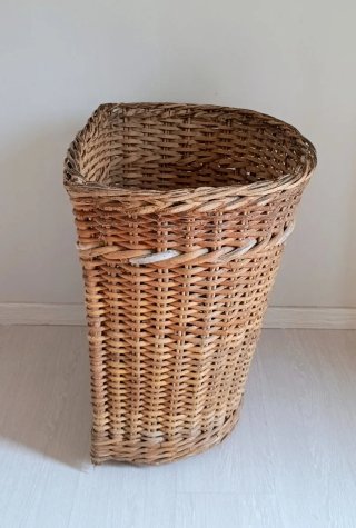 Grande cesto in  vimini intrecciato a mano