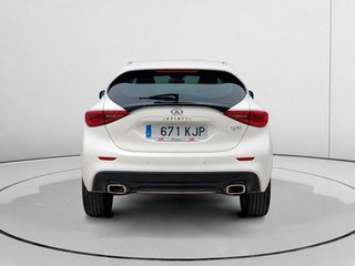 Infiniti Q30 1.5 D Premium 80 kW (109 CV)