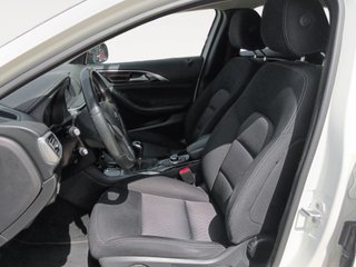 Infiniti Q30 1.5 D Premium 80 kW (109 CV)