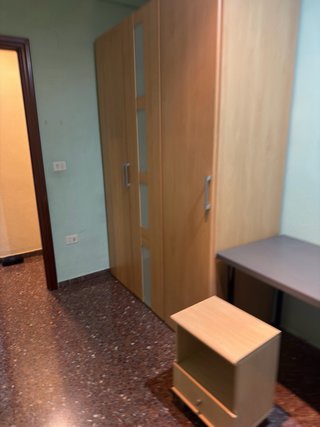 Armario de madera para habitación