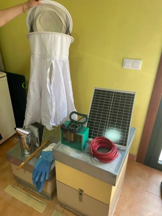 Colmenas de madera ,materiales de protección