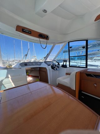 Beneteau Antares 8.80
