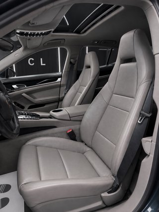 Porsche Panamera 4S V8