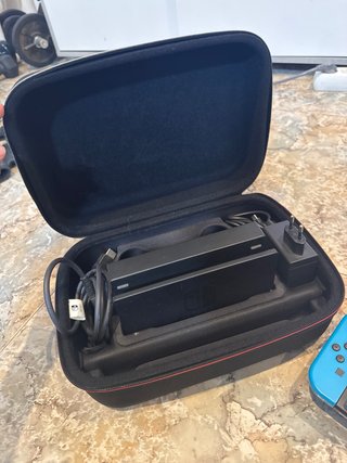 Nintendo Switch Azul/Rojo + Mario Kart 8