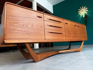 EXCLUSIVO Aparador Británico Beithcraft Años 60