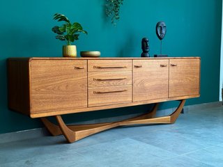 EXCLUSIVO Aparador Británico Beithcraft Años 60