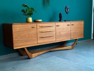 EXCLUSIVO Aparador Británico Beithcraft Años 60