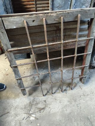 Reja antigua, hierro forjado, rústica