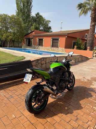 Kawasaki Z750 2008