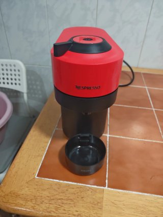 Cafetera Nespresso Roja