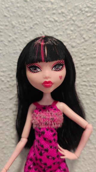 Muñeca Monster High Draculaura hija de vampiro