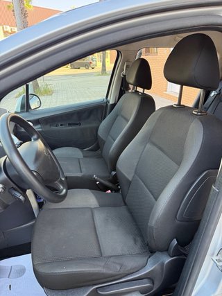 Peugeot 207 2011