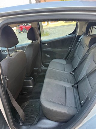 Peugeot 207 2011