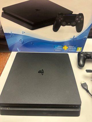 PS4 Slim 500GB Negra Completa