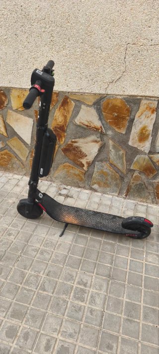 Patinete Eléctrico Negro