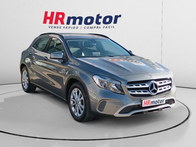 Mercedes-Benz GLA 180 90 kW (122 CV) - foto 1