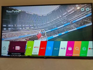 Televisor Smart TV LG 49 LED 49LJ614V