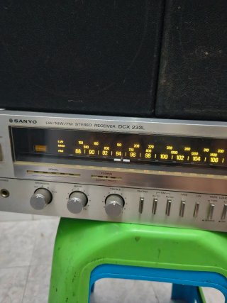 Altavoces KLH 4 y Receptor Sanyo DCX 233L