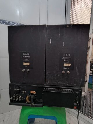 Altavoces KLH 4 y Receptor Sanyo DCX 233L