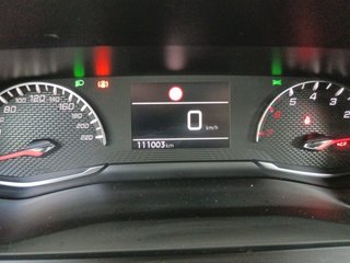 Peugeot 2008 BlueHDi 110 S&S Active 81 kW (110 CV)