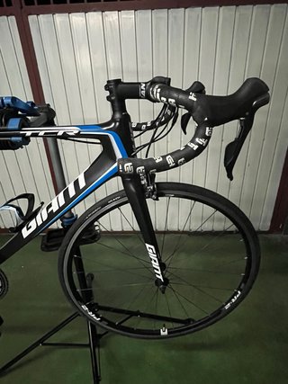 Bicicleta Giant TCR Advanced 105
