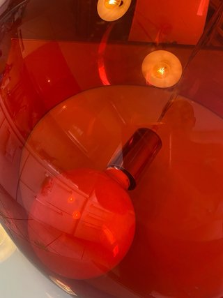 Lampada sospensione Kartell rossa