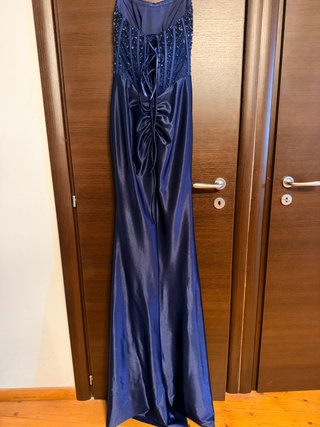 Abito da cerimonia blu con perline