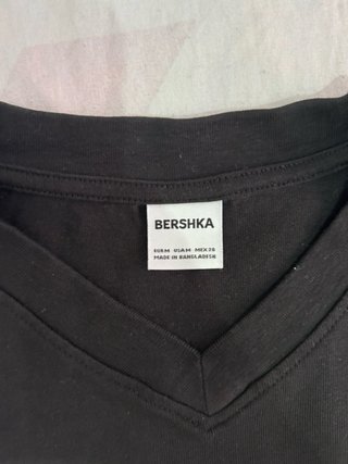 Camiseta boxy fit negra