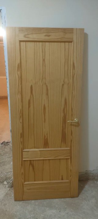 Lote de 10 puertas de madera