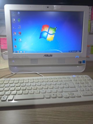 Ordenador ASUS Todo en Uno Blanco